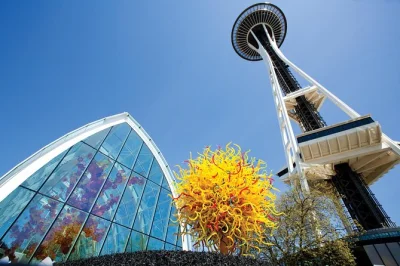Step onto seattle’s space needle glass floor, lean into the city’s skyline, and wander chihuly’s vibrant glass gardens. includes digital photos and live demos.
