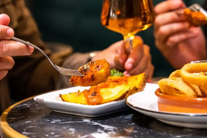Gourmet Tapas and Wine Tour Palma de Mallorca: Self-Guided