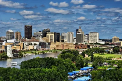Start your twin cities highlights tour from minneapolis or st. paul, explore minnehaha falls, summit ave mansions, and iconic city sights with a local guide and easy pickup.