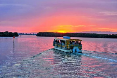 Feel the breeze on a cocoa beach sunset cruise through the thousand islands, spot dolphins and manatees, enjoy music, and return to dinner at the waterfront bar.