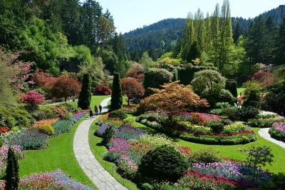Skip the parking stress—ride a narrated shuttle from downtown victoria to butchart gardens, with easy admission purchase and flexible return times included.
