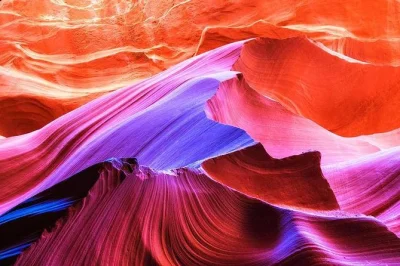 Step into lower antelope canyon with a reserved ticket, navajo permit, and free parking included. experience the canyon’s shifting light and spiral rock arches up close.