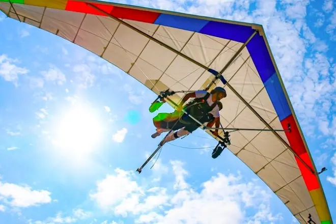 Hang Gliding Tandem Flight over Lookout Mountain: 3000'