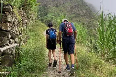Santo Antão : Trek au cratère de Cova et vallée de Paúl avec guide