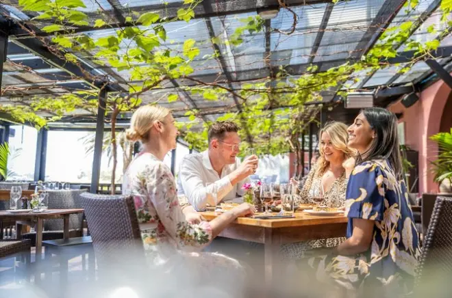 Waiheke depuis Auckland : Quatre arrêts gourmands en une journée