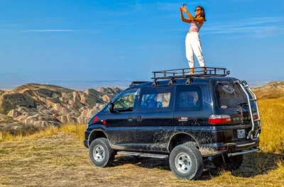 Feel the wild side of kakheti on a 4x4 day trip from tbilisi—explore georgia’s rainbow mountains, ancient cave monasteries, and lunch in udabno. includes pickup.
