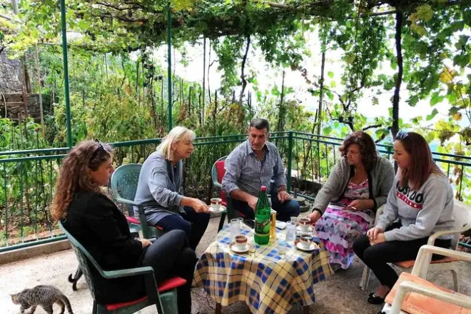 Budva visite gourmande : Repas familial local dans les collines