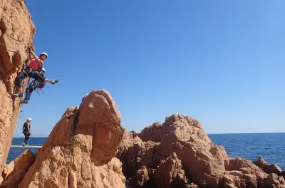 Via Ferrata Cala Molí in Sant Feliu de Guíxols: Über dem Meer