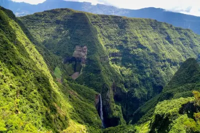 Bélouve-Regenwaldwanderung: Tour zum Wasserfall Trou de Fer