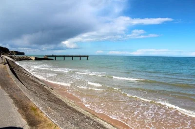 Walk omaha beach, explore pointe du hoc’s cliffs, and reflect at the normandy american cemetery with a small group. includes bayeux pickup and local guide.