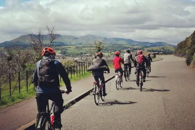 Ride from arthur’s seat to portobello beach with a local guide, hotel pickup, and e-bike option. explore edinburgh’s volcanic hills, georgian streets, and seaside neighborhoods.