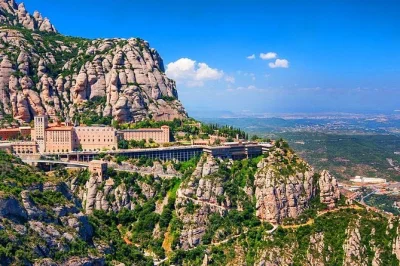 Feel the spirit of barcelona and montserrat in one private day trip, including sagrada familia entry, hotel pickup, and a local guide to share catalan stories.