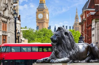 Feel london’s pulse on a guided walking tour from st paul’s cathedral to buckingham palace, with tube rides, local stories, and over 30 iconic landmarks. includes guide.