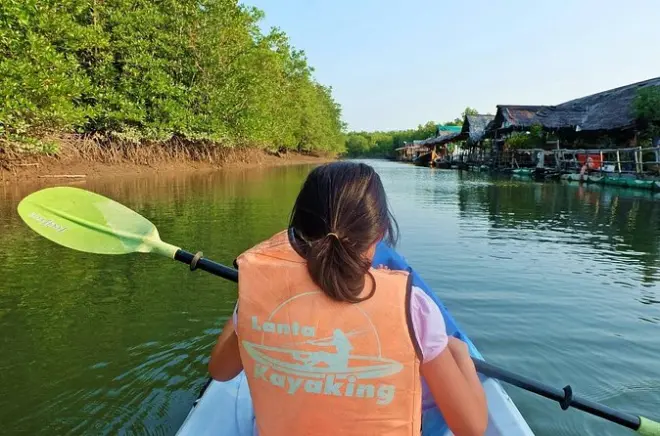 Caiaque em Krabi: Floresta de mangue, cavernas marinhas e almoço