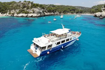 Playas del sur de Menorca: Tour en barco de 7 horas con paella
