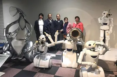 Nagoya Schloss & Toyota Museum: Geführte Halbtagestour mit Eintritt