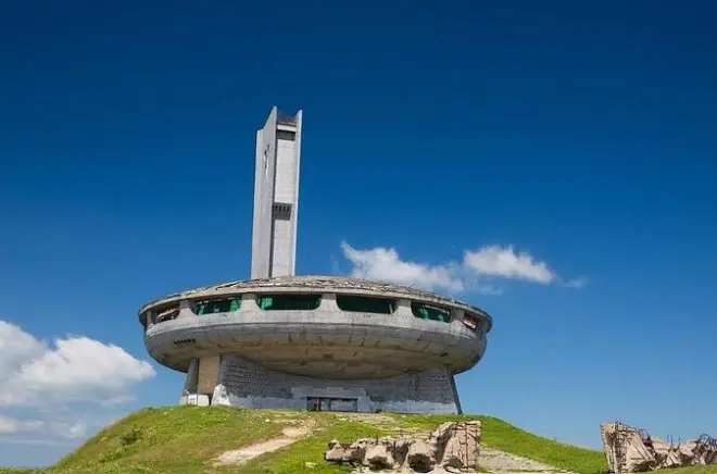 Buzludzha et forteresse Tsarevets, visite privée au départ de Bucarest