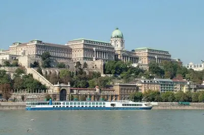 Transfert privé Budapest Prague : Prise en charge et dépose partout