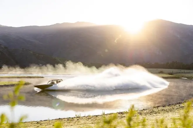 Jet Sprint Boating Queenstown: 4-Seater Custom Boats
