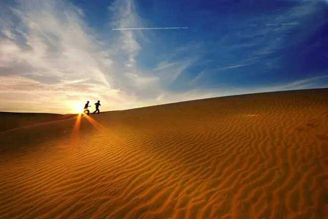 Tour di 2 giorni a Dalat e Mui Ne da Nha Trang: Dune di sabbia rossa