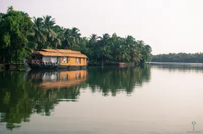 Houseboat cruise in Bekal from Mangalore: Backwaters and fort