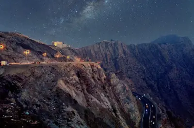 Tour di un giorno a Taif da Jeddah: Montagne, palazzo, souk