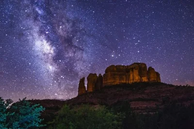 Feel the magic of sedona’s night sky with constellation stories, galaxy models, and local guide insights. includes chairs, blankets, and easy access for all.