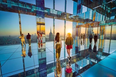 Feel the rush of new york’s skyline at summit one vanderbilt. step into glass skyboxes, explore immersive art, and see midtown from new heights. timed entry included.