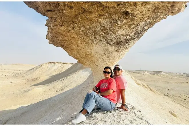 West Coast Qatar tour: Camel Racetrack, Serra sculpture