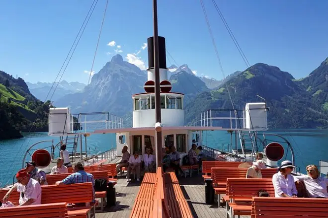 Luzern Altstadt Rundgang und Bootsfahrt: Kleine Gruppe mit Guide