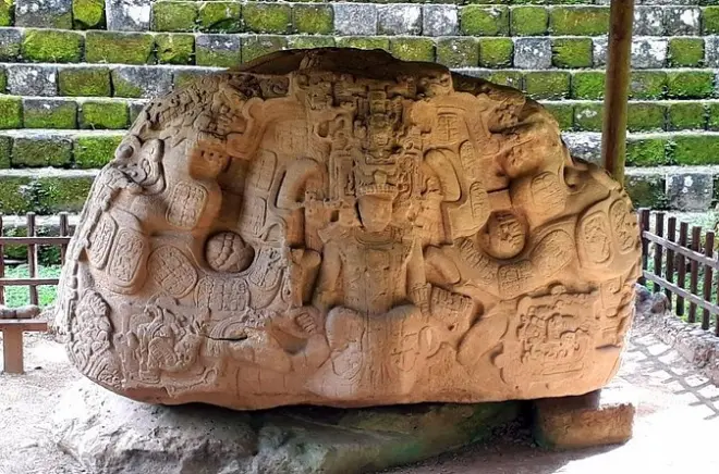 Quiriguá Mayan site from Santo Tomas Port: UNESCO ruins tour