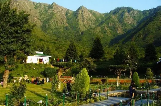 Srinagar: Shankaracharya Hill, Mughal-Gärten, Jama Masjid