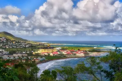 Tour de medio día por St Kitts: Almuerzo local y sitios históricos