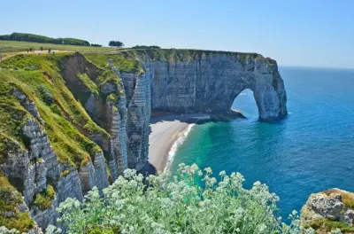 Navette autonome Le Havre Étretat pour passagers de croisière