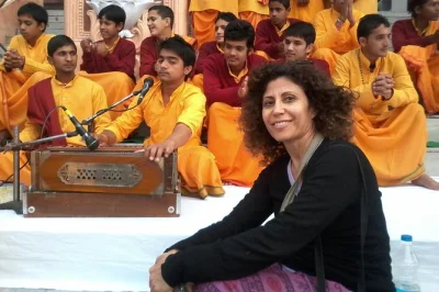 Explore rishikesh on a private walking tour. visit ram jhula, ashrams, markets, and witness the ganga aarti at parmarth niketan. book your spot now.