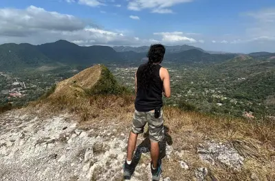 Cerro Cariguana sunrise hike El Valle de Antón: Private 4x4 tour
