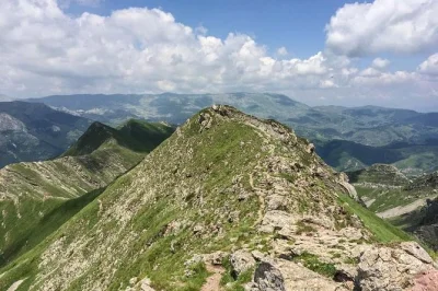 Feel the wild ridges of visocica near sarajevo, hike above rakitnica canyon, pass olympic bjelasnica and tiny villages, with private transport included.
