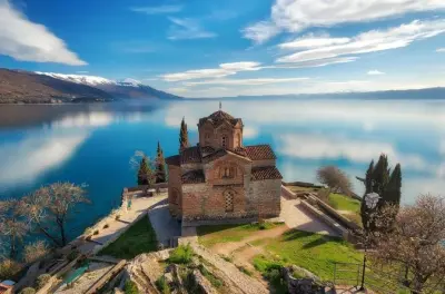 Day trip Skopje to Ohrid via Tetovo: Customizable stops