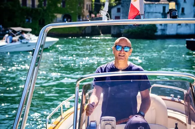 2-Hour Private Cruise Lake Como: Wooden Speedboat & Villa Views