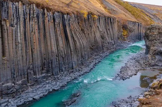 Tour em Seyðisfjörður: Cânion Stuðlagil e parque de renas