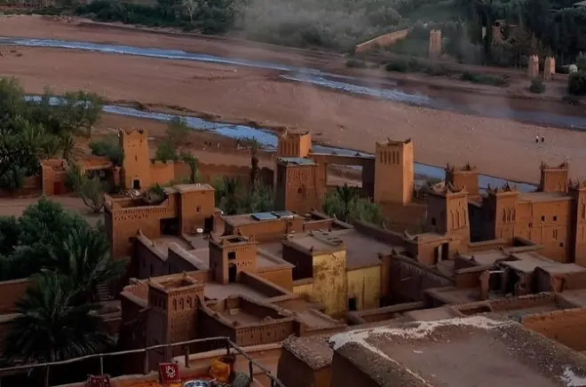 Ouarzazate : Ait Ben Haddou, studios de cinéma et oasis de Fint