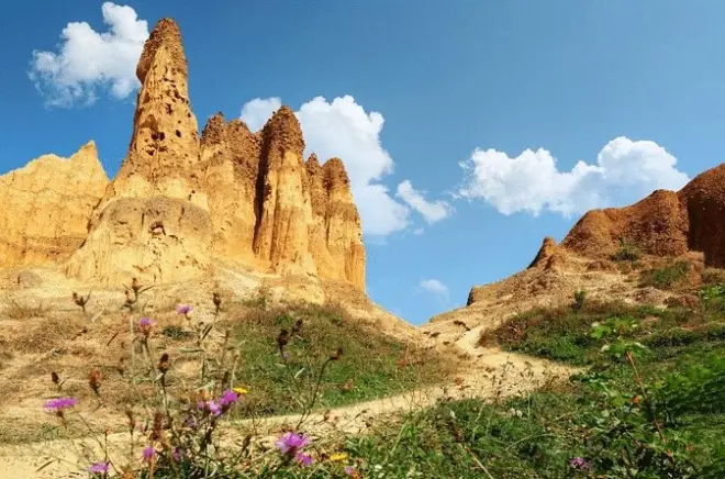 Eastern Bosnia tour from Sarajevo: Foča Sand Pyramids & Goražde