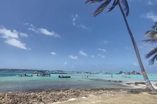 Johnny Cay VIP: Snorkel, praias e manguezais saindo de San Andrés