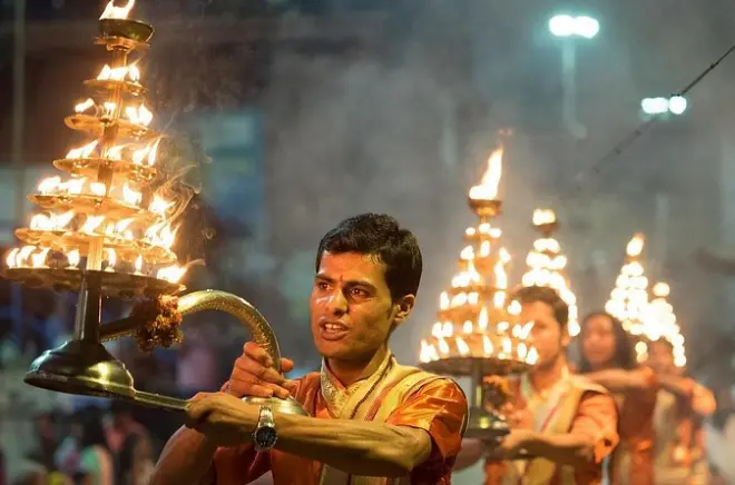 2-Day Private Varanasi Tour: Sunrise & Sunset Boat Rides