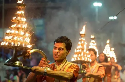 2-Day Private Varanasi Tour: Sunrise & Sunset Boat Rides