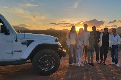 Coucher de soleil en jeep sur le Great Western Trail à Scottsdale