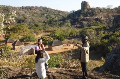 Silunguzi Matopos Village tour: Rock paintings & wildlife