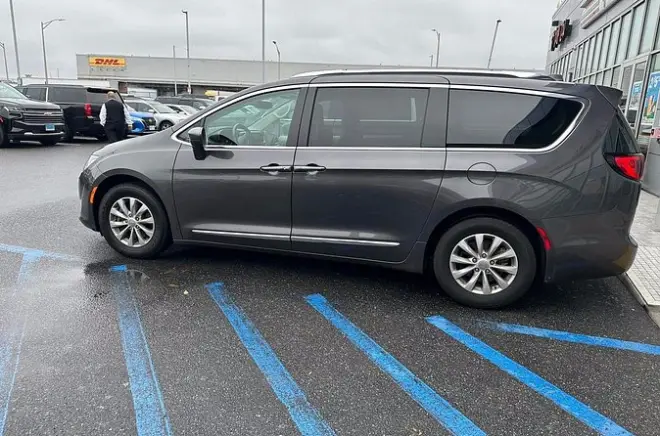 Transfert privé du port Carnival à l’aéroport de Jacksonville