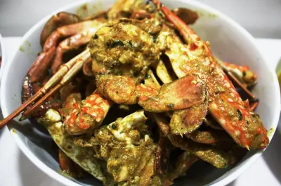 Curry de caranguejo no Sri Lanka em Colombo: Cozinhe em casa local