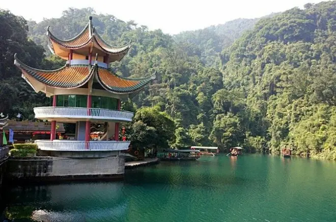 Dinghu Mountain da Guangzhou: Cascate e bar dell’ossigeno